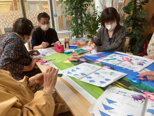 写真:認知症カフェの様子1